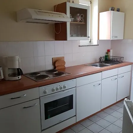 Zur Friedenseiche Hotel *