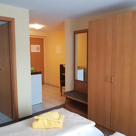 Zur Friedenseiche * Lohsa