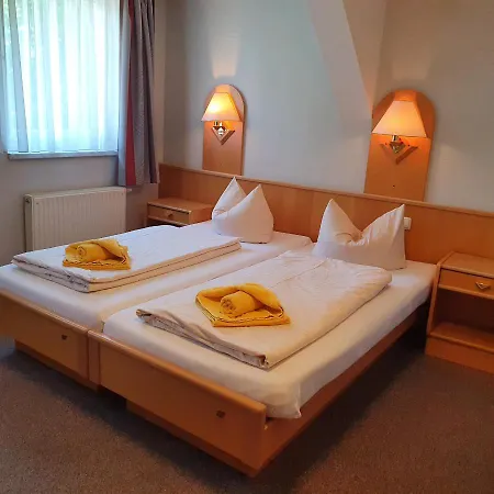 Zur Friedenseiche Hotel Lohsa