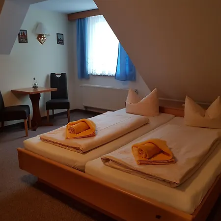 Zur Friedenseiche Hotel Lohsa