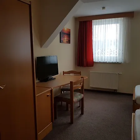 Zur Friedenseiche Hotel Lohsa