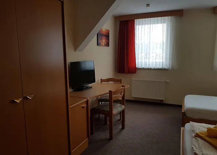 Zur Friedenseiche Hotel Lohsa